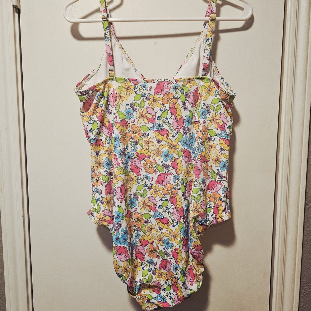 Time and Tru Colorful Floral Swimsuit - Picture 2 of 4
